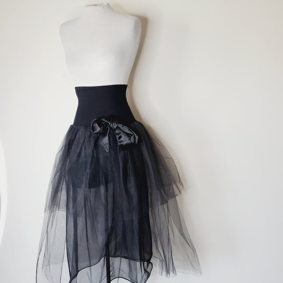 VINTAGE RECTANGLE BLANC PARIS Black Tulle Skirt - Picture 5 of 15